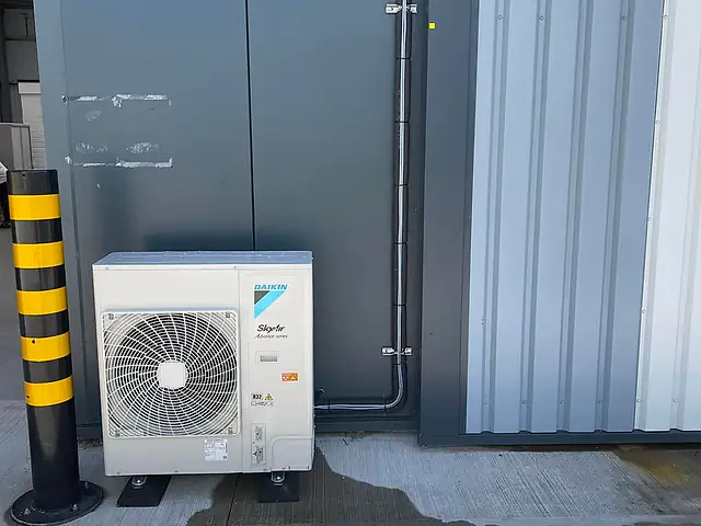 Commercial air conditioning in Hackney A commercial outdoor air conditioning unit on anti-vibration feet, the kind of commercial air conditioning we fit for businesses in Hackney